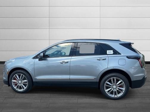 2025 Cadillac XT5 Sport