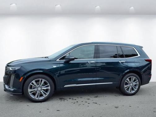2025 Cadillac XT6 Premium Luxury FWD