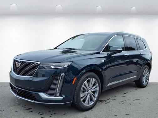 2025 Cadillac XT6 Premium Luxury FWD