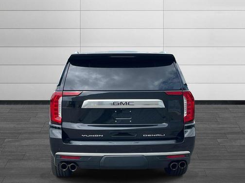 Onyx Black 2022 GMC Yukon Denali