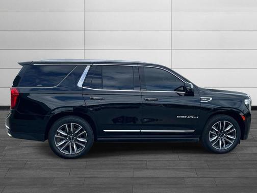 Onyx Black 2022 GMC Yukon Denali