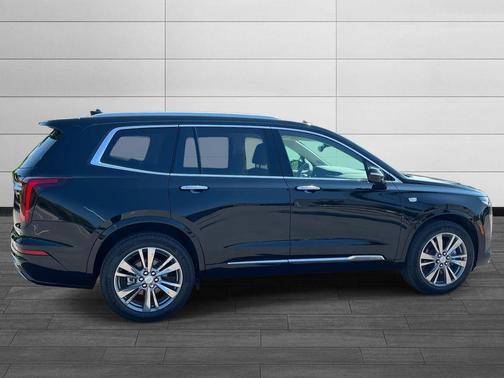 2025 Cadillac XT6 Premium Luxury AWD