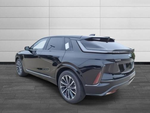 2025 Cadillac LYRIQ Sport