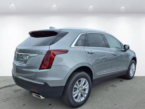2025 Cadillac XT5 Luxury
