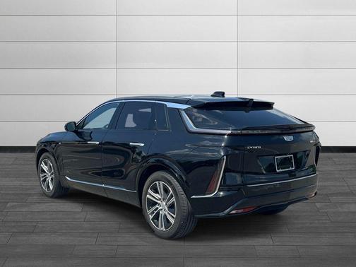 Stellar Black Metallic 2024 Cadillac LYRIQ Luxury