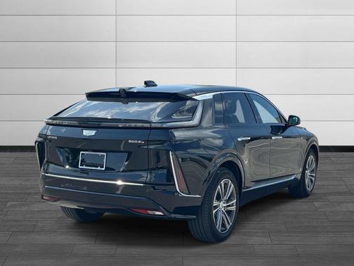 Stellar Black Metallic 2024 Cadillac LYRIQ Luxury