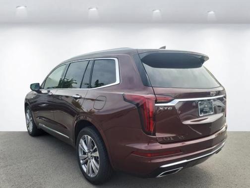 2023 Cadillac XT6 Premium Luxury FWD