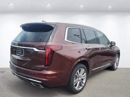 2023 Cadillac XT6 Premium Luxury FWD