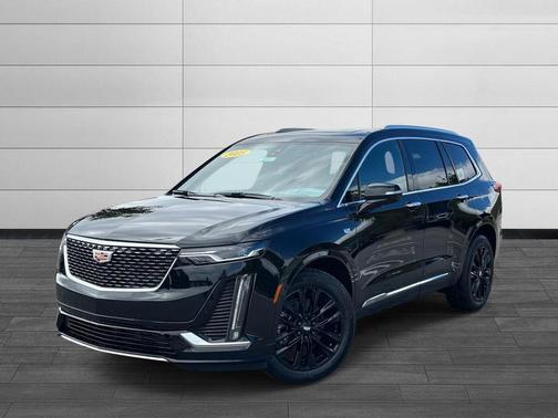 2025 Cadillac XT6 Luxury FWD