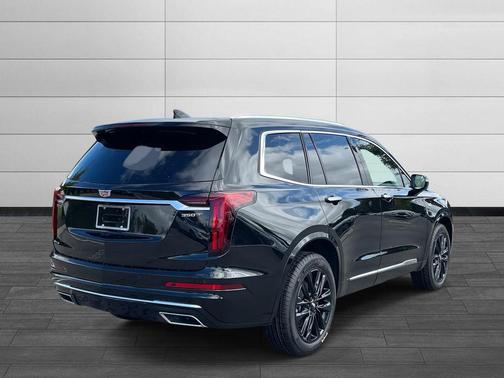 2025 Cadillac XT6 Luxury FWD