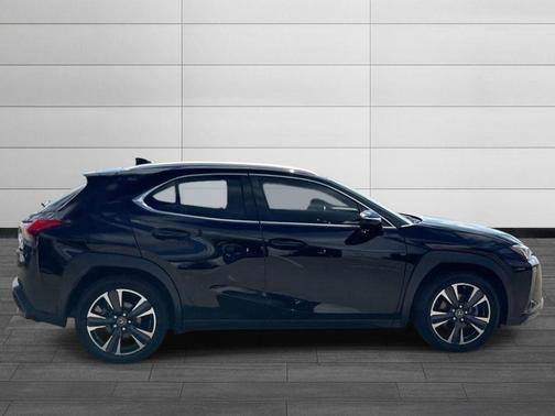Obsidian 2019 Lexus UX 200 Base