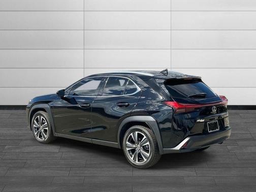 Obsidian 2019 Lexus UX 200 Base