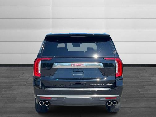 Onyx Black 2023 GMC Yukon XL Denali