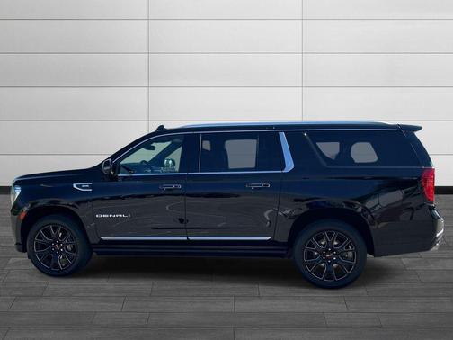 Onyx Black 2023 GMC Yukon XL Denali