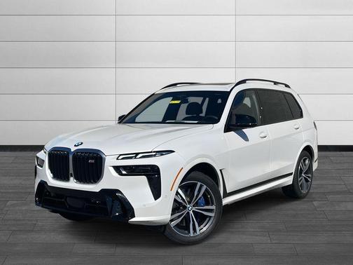 2025 BMW X7 M60i