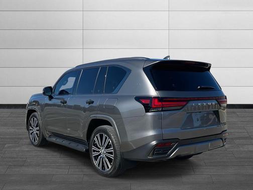 2023 Lexus LX 600 Luxury