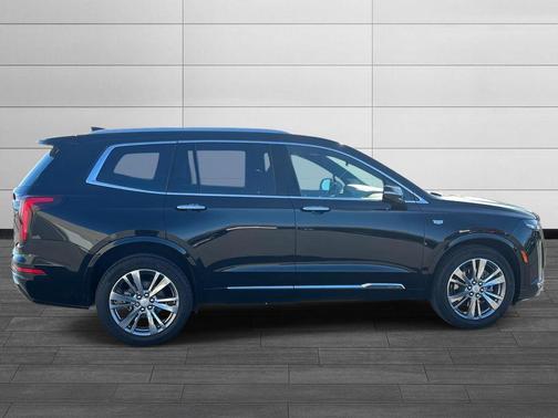 2024 Cadillac XT6 Premium Luxury AWD