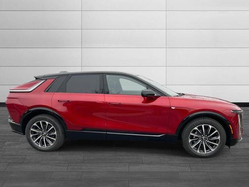 2026 Cadillac LYRIQ Sport