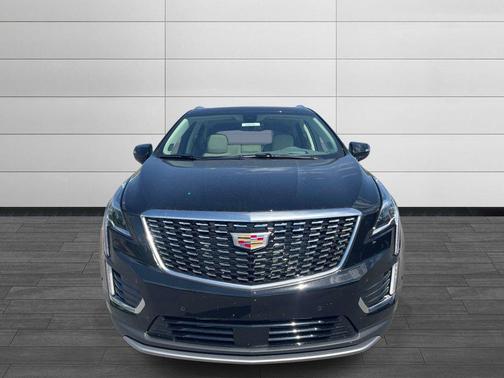 Stellar Black Metallic 2026 Cadillac XT5 Premium Luxury