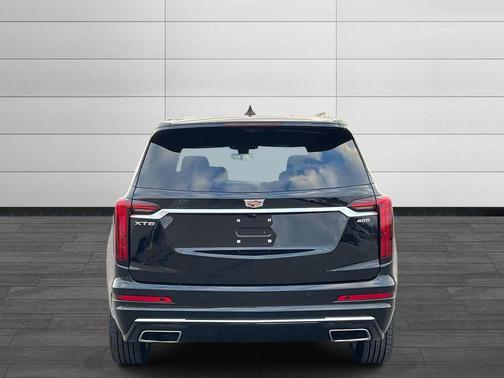 2024 Cadillac XT6 Premium Luxury FWD
