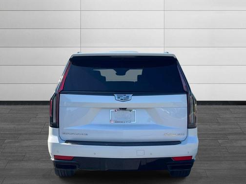 Crystal White Tricoat 2021 Cadillac Escalade Sport Platinum