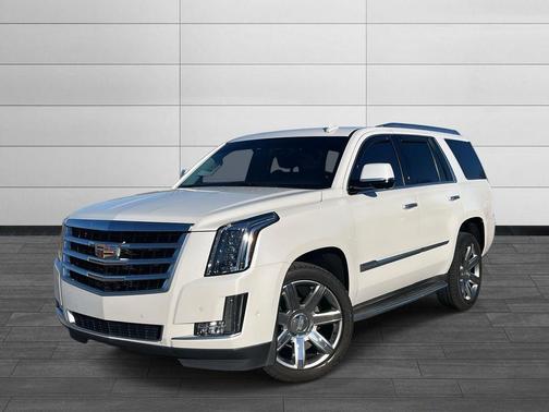 2017 Cadillac Escalade Luxury