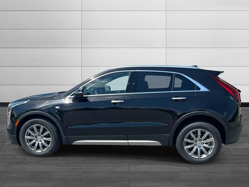 Stellar Black Metallic 2023 Cadillac XT4 Premium Luxury
