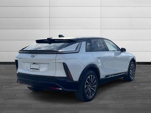 2026 Cadillac LYRIQ Premium Sport