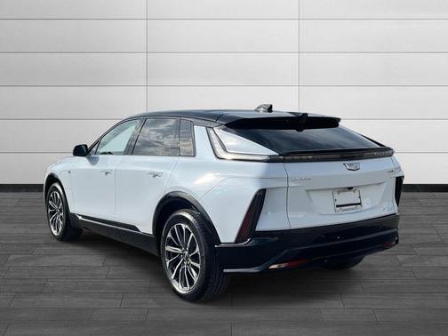 2026 Cadillac LYRIQ Premium Sport