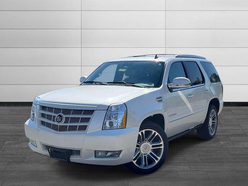 White Diamond Clearcoat 2012 Cadillac Escalade Premium