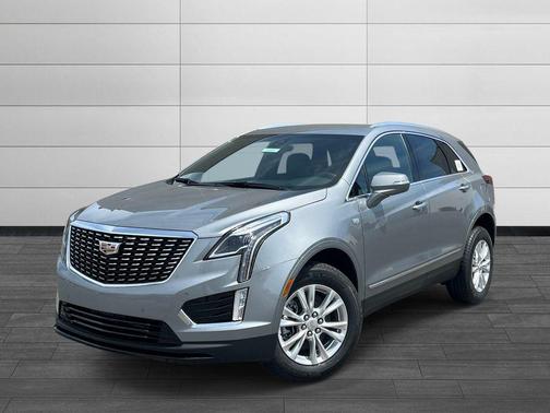 Argent Silver Metallic 2026 Cadillac XT5 Luxury