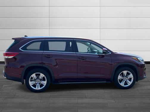 Ooh La La Rouge Mica 2018 Toyota Highlander Limited