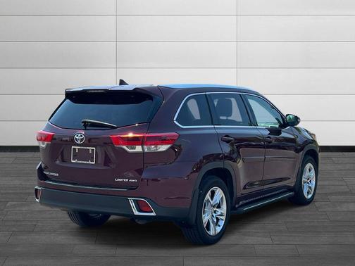 Ooh La La Rouge Mica 2018 Toyota Highlander Limited