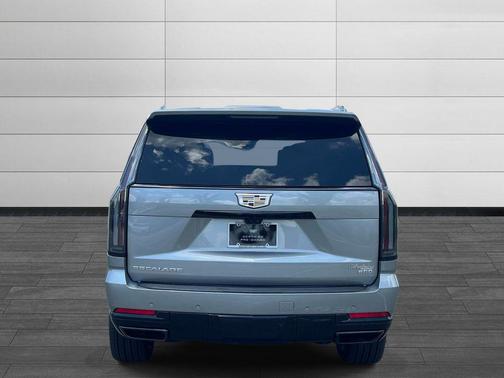 Argent Silver Metallic 2025 Cadillac Escalade Sport Platinum