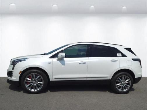 2025 Cadillac XT5 Sport