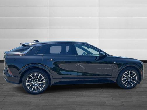 Stellar Black Metallic 2024 Cadillac LYRIQ Sport