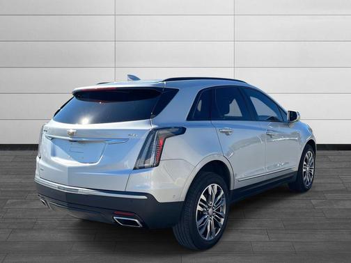 2020 Cadillac XT5 Sport