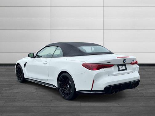 Alpine White 2026 BMW M4 Competition xDrive