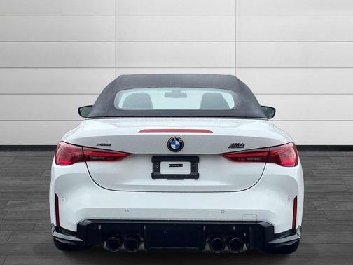 Alpine White 2026 BMW M4 Competition xDrive