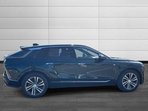 2025 Cadillac LYRIQ Luxury