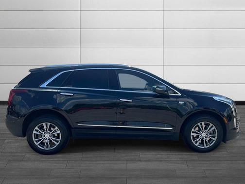 Stellar Black Metallic 2023 Cadillac XT5 Premium Luxury