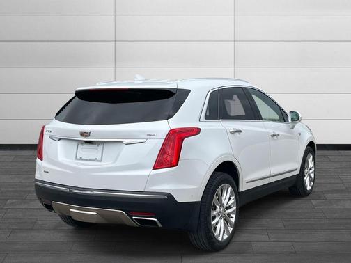 2017 Cadillac XT5 Platinum