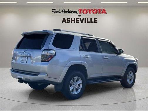 2022 Toyota 4Runner SR5