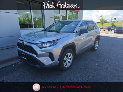 2022 Toyota RAV4 LE