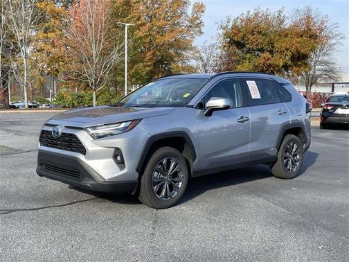 2022 Toyota RAV4 Hybrid XLE Premium