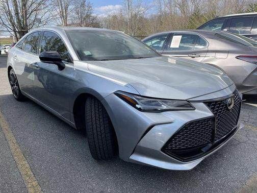 Celestial Silver Metallic 2019 Toyota Avalon Touring