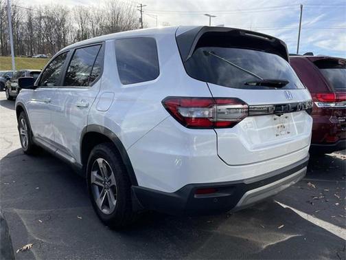 2023 Honda Pilot 2WD EX-L 8 Passenger