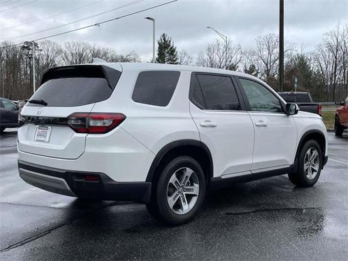 2023 Honda Pilot 2WD EX-L 8 Passenger