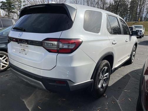 2023 Honda Pilot 2WD EX-L 8 Passenger