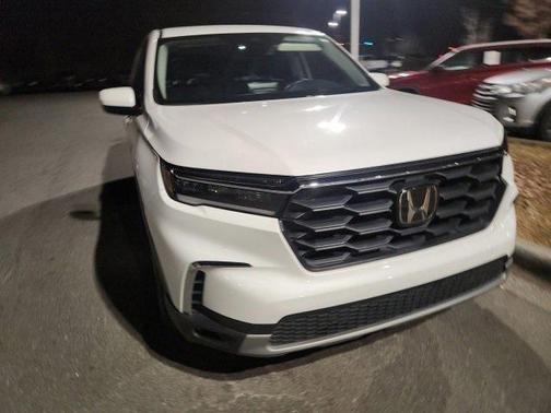 2023 Honda Pilot 2WD EX-L 8 Passenger